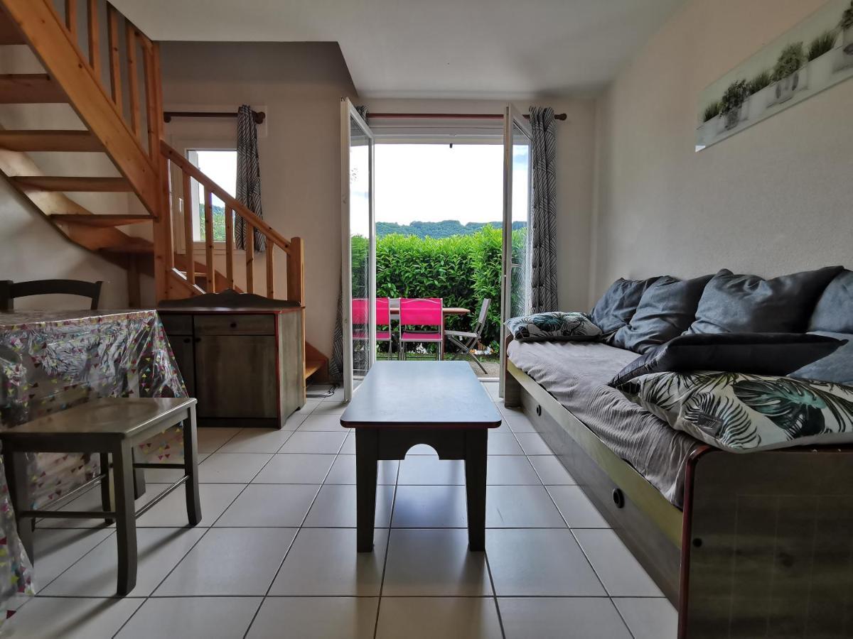 Au 11 T3 Duplex, Village Vacances, Piscines, Parking Saint-Geniez-dʼOlt エクステリア 写真